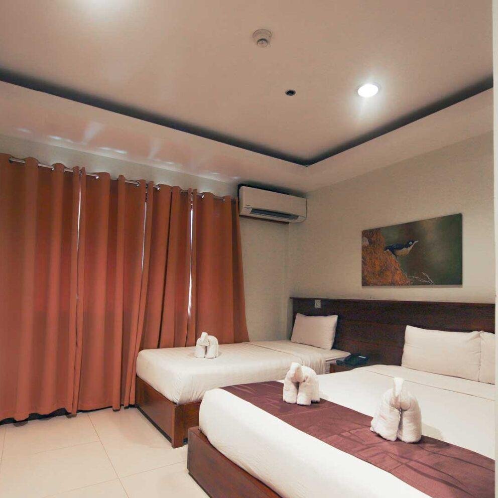 Deluxe Triple Room